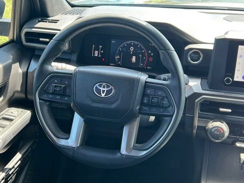 Certified 2025 Toyota 4Runner SR5 RWD image 38