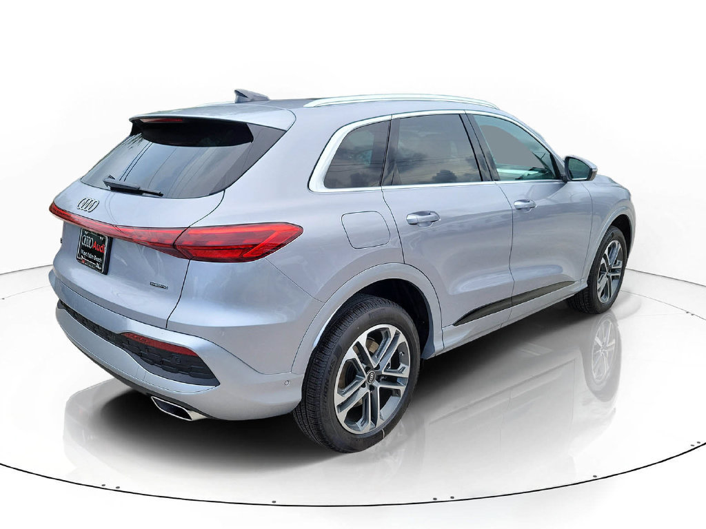 New 2026 Audi Q5 Premium AWD/4WD image 4