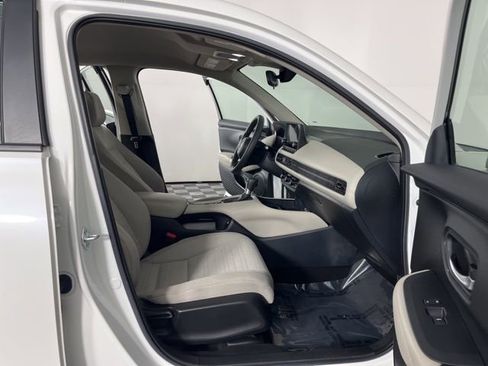 Used 2023 Honda HR-V LX image 38