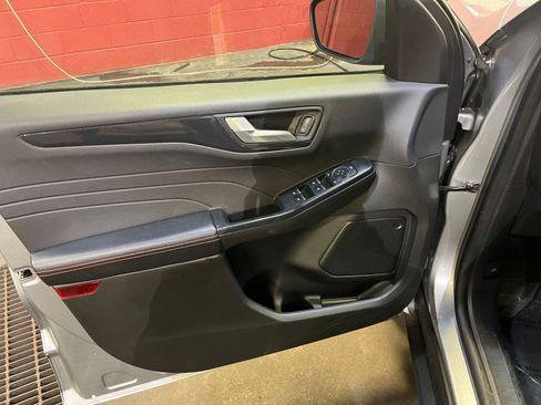 Used 2024 Ford Escape ST-Line image 20