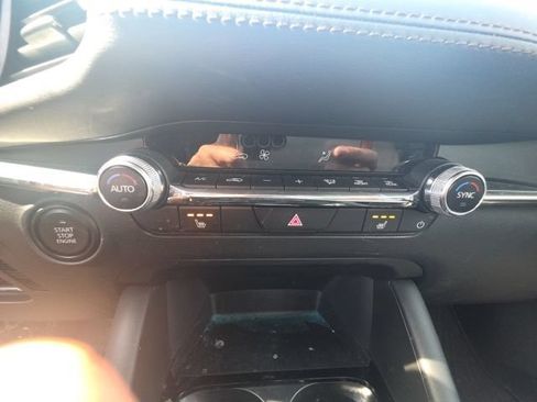 Used 2025 MAZDA MAZDA3 s FWD image 17