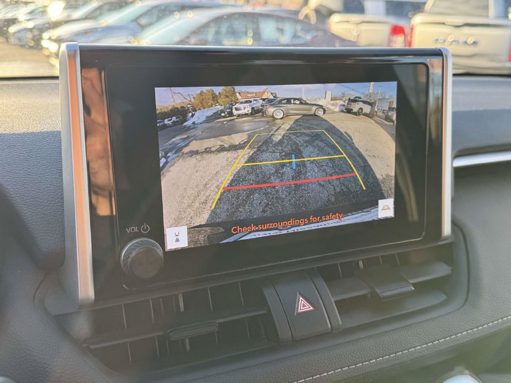 Used 2024 Toyota RAV4 XLE AWD/4WD image 27