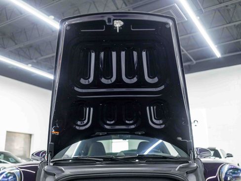 Used 2022 Porsche 911 Turbo S image 87