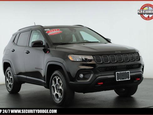 Used 2022 Jeep Compass Trailhawk w/ Sun and Sound Group image 1