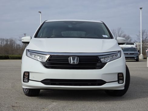 Used 2024 Honda Odyssey Touring image 12