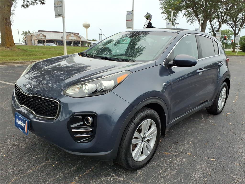 Used 2017 Kia Sportage LX AWD/4WD image 3
