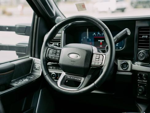 Used 2024 Ford F350 Platinum image 14