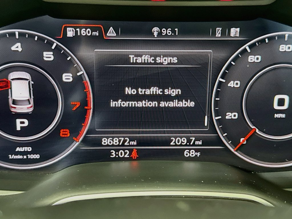 Used 2018 Audi Q7 3.0T Premium Plus w/ Premium Plus Package AWD/4WD image 28