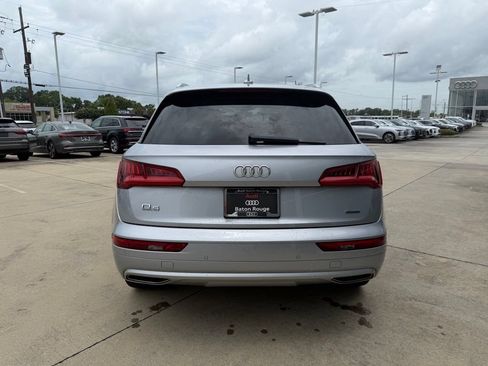 Used 2020 Audi Q5 2.0T Premium Plus w/ Premium Plus Package AWD/4WD image 9
