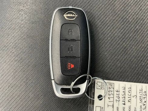 Used 2024 Nissan Kicks S image 18