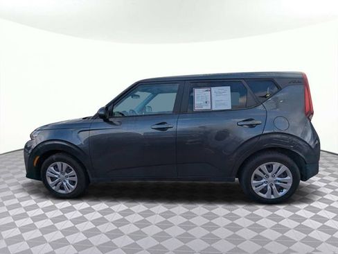 Used 2021 Kia Soul LX FWD image 6