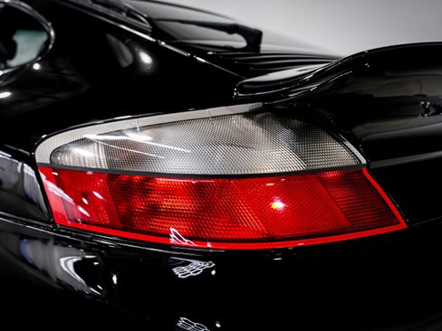 Used 2001 Porsche 911 Turbo image 32