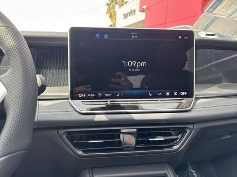 New 2026 Volkswagen Tiguan SE R-Line FWD image 23