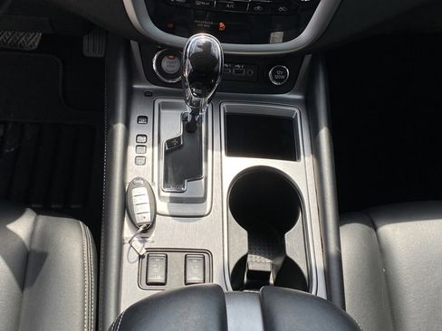 Used 2022 Nissan Murano SV w/ SV Midnight Edition Package image 15