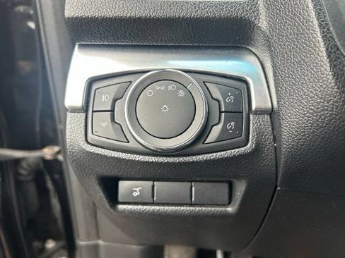 Used 2017 Ford Explorer Limited FWD image 13