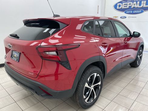 New 2026 Chevrolet Trax RS w/ Sunroof Package FWD image 21