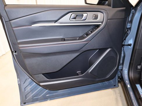 New 2026 Ford Explorer ST-Line w/ ST-Line Street Pack AWD/4WD image 10