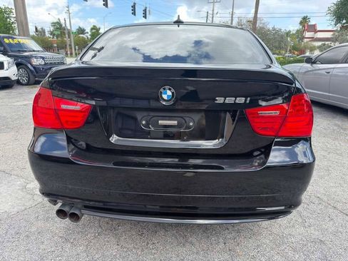 Used 2011 BMW 328i xDrive Sedan image 4