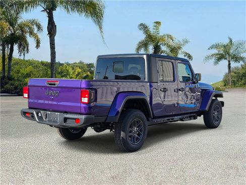 New 2026 Jeep Gladiator Sport image 4