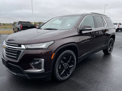 Used 2023 Chevrolet Traverse LT