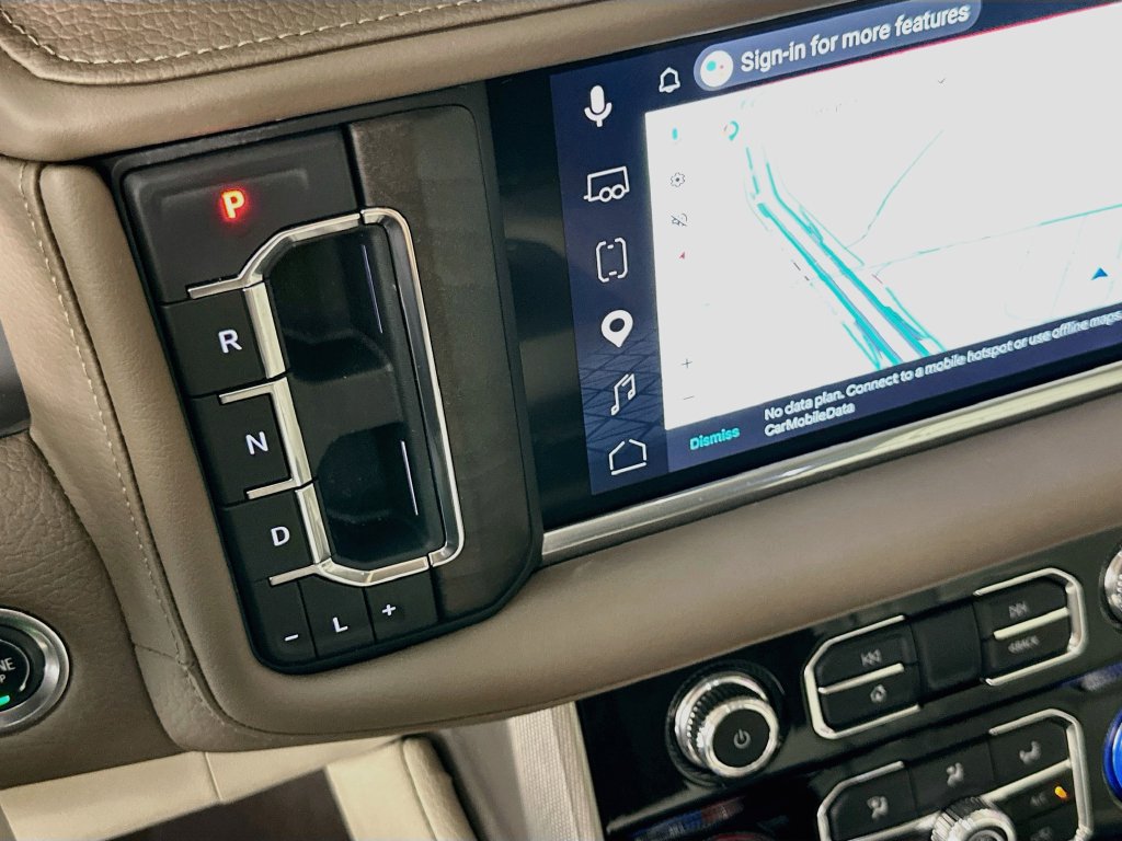 Used 2023 GMC Yukon Denali AWD/4WD image 17