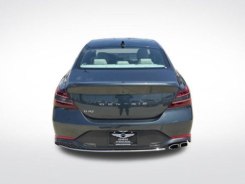 Used 2023 Genesis G70 2.0T RWD image 8