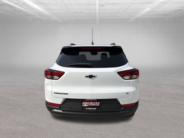 New 2026 Chevrolet TrailBlazer LT w/ Midnight Edition FWD image 25