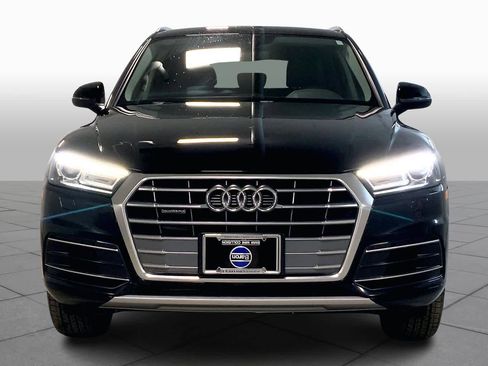 Used 2019 Audi Q5 2.0T Premium image 3