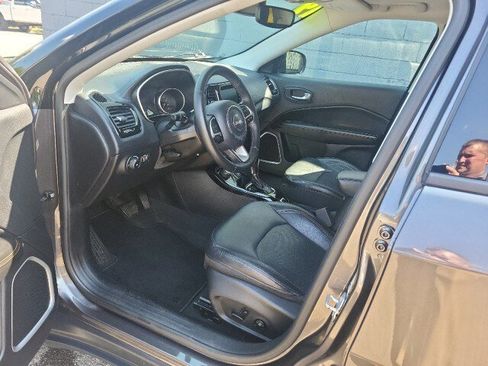 Used 2019 Jeep Compass Limited w/ Advanced Safety Group image 9
