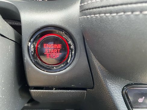 Certified 2024 Honda HR-V EX-L image 20