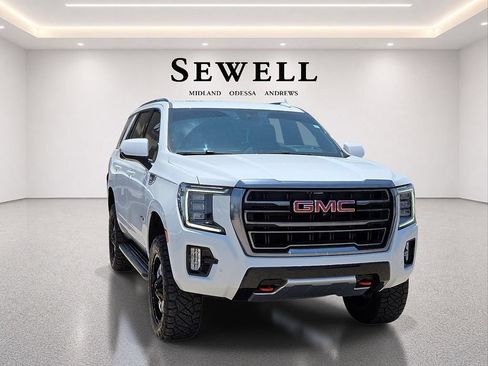 Used 2024 GMC Yukon AT4 w/ Technology Package AWD/4WD image 7