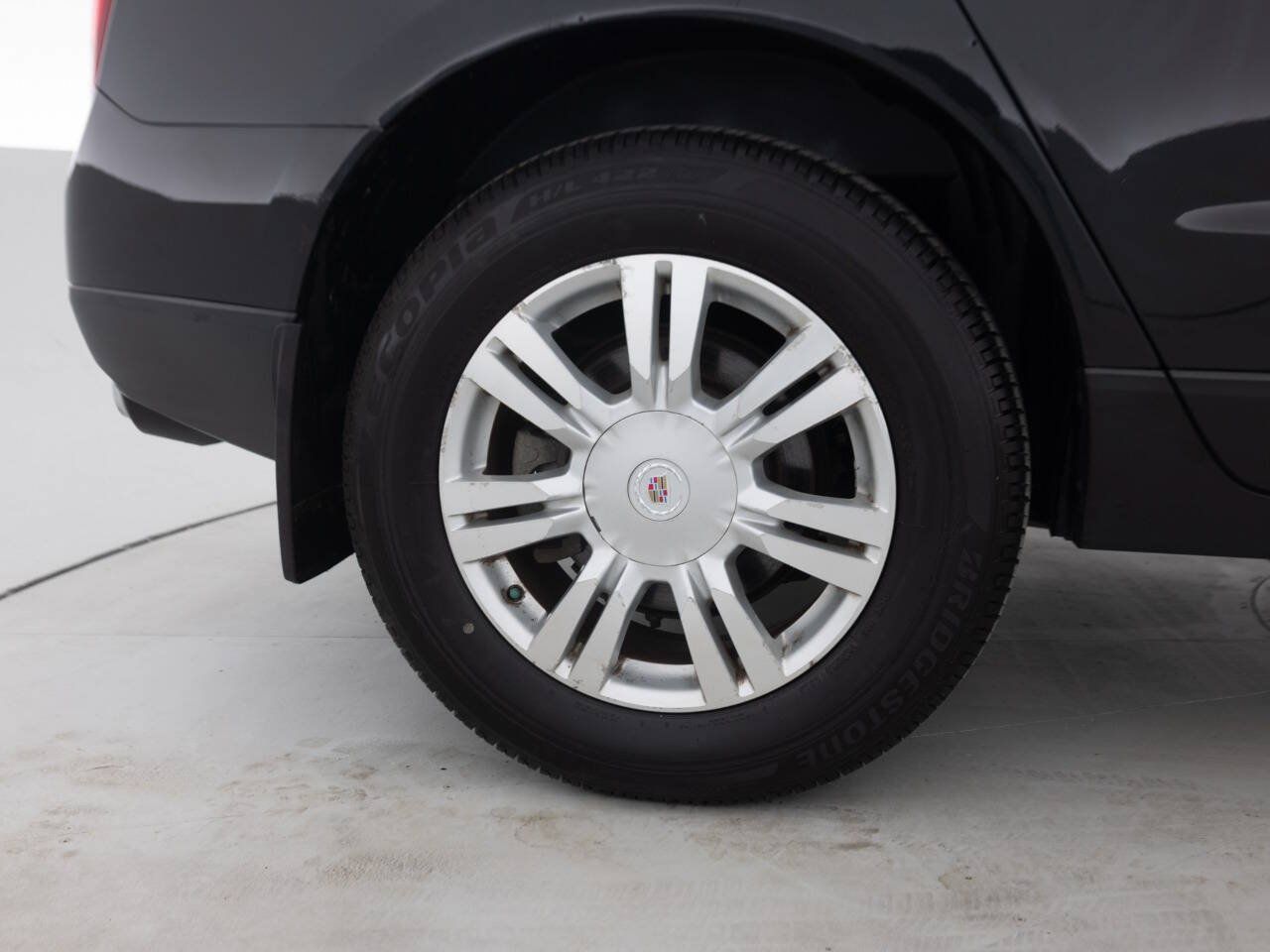 Used 2011 Cadillac SRX Luxury FWD image 21