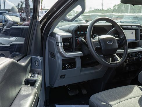 Used 2023 Ford F250 XL w/ STX Appearance Package image 10