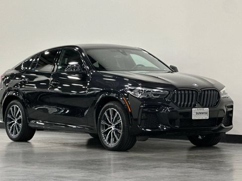 Used 2023 BMW X6 xDrive40i w/ M Sport Package AWD/4WD image 2