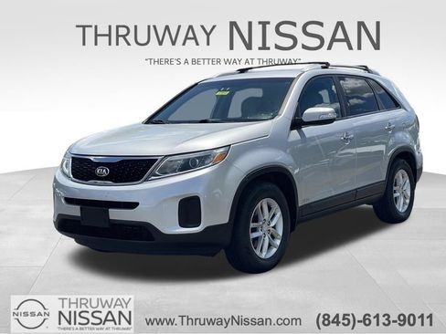 Used 2014 Kia Sorento LX AWD/4WD image 1