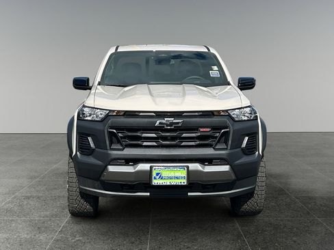 New 2026 Chevrolet Colorado Trail Boss AWD/4WD image 2