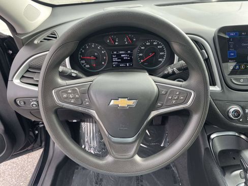 Used 2024 Chevrolet Malibu LT image 8