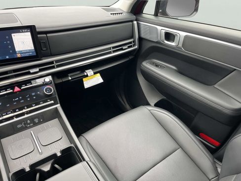 Used 2024 Hyundai Santa Fe XRT image 16