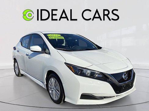 Used 2022 Nissan Leaf S image 3