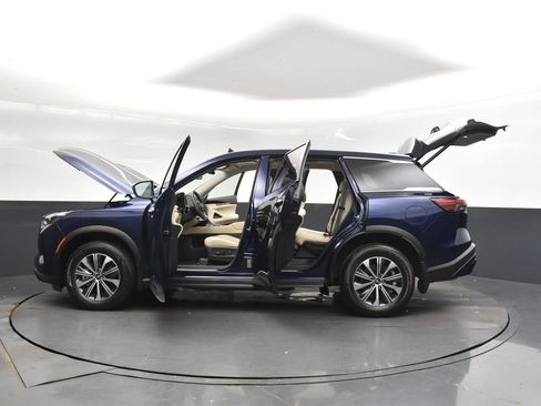 Certified 2023 INFINITI QX60 Pure image 47