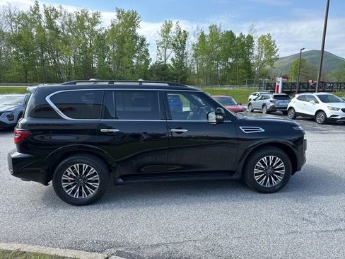 Used 2024 Nissan Armada SL w/ Midnight Edition Package AWD/4WD image 24