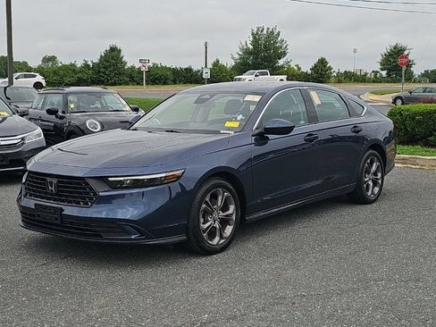 Used 2024 Honda Accord EX image 16