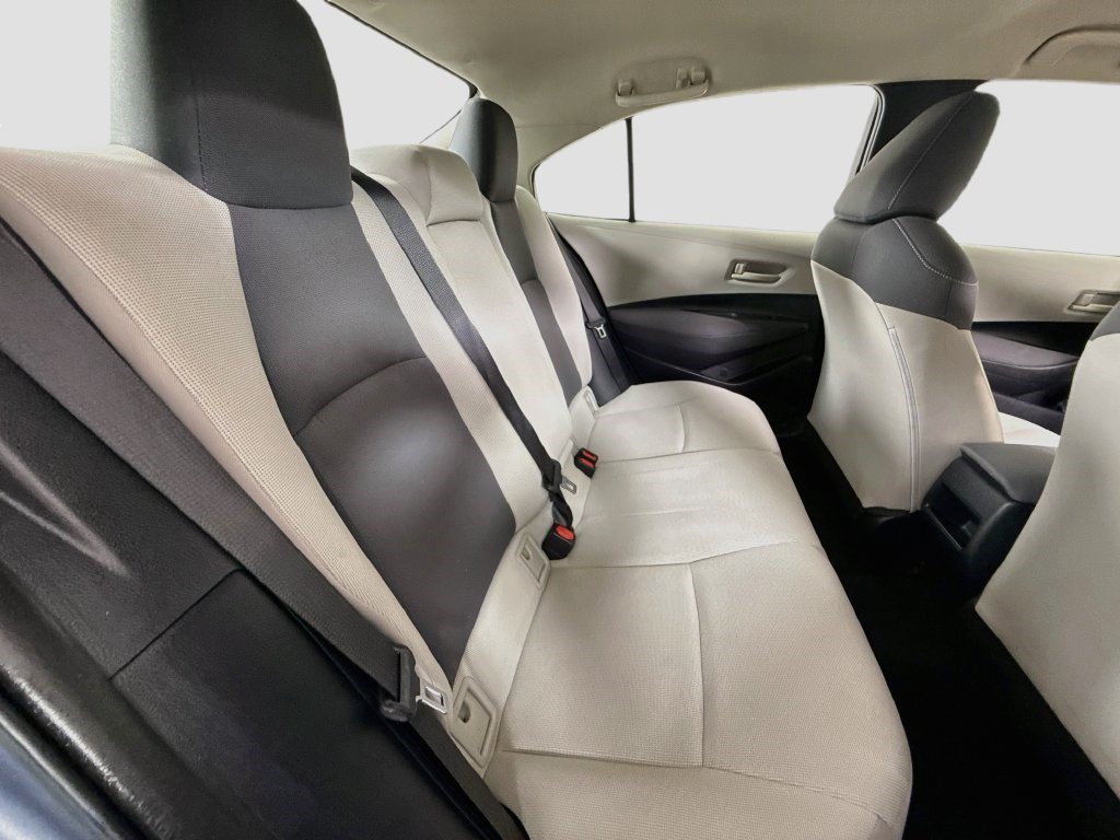 Used 2022 Toyota Corolla LE FWD image 25