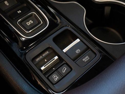 Certified 2023 Honda Pilot Elite image 36