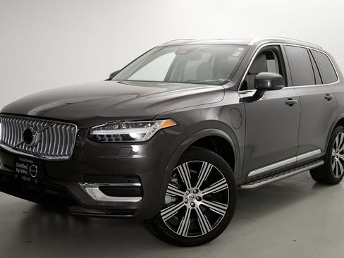 Certified 2024 Volvo XC90 T8 Ultimate AWD/4WD image 2