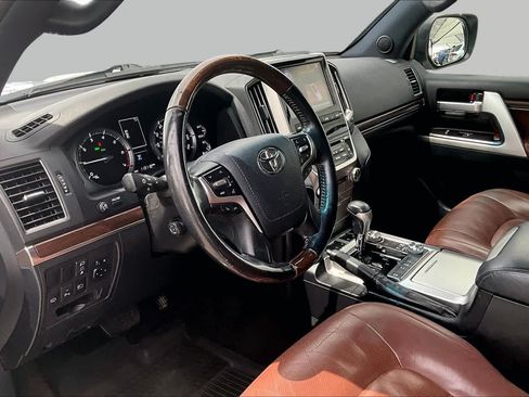 Used 2021 Toyota Land Cruiser AWD/4WD image 18