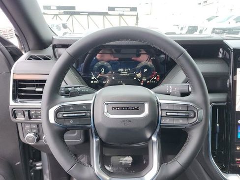 New 2026 GMC Yukon Denali w/ Sun & Power Step Package image 10