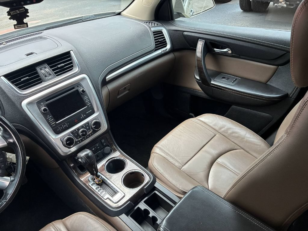 Used 2015 GMC Acadia SLT w/ Open Road Package FWD image 20