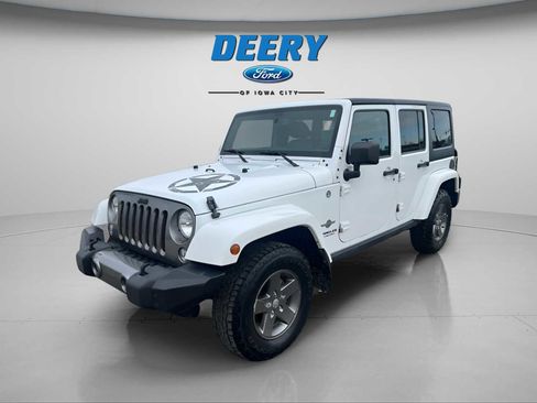 Used 2015 Jeep Wrangler Unlimited Sport image 4
