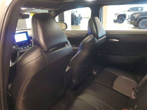 Certified 2023 Toyota Corolla Cross XSE w/ Convenience Package image 12